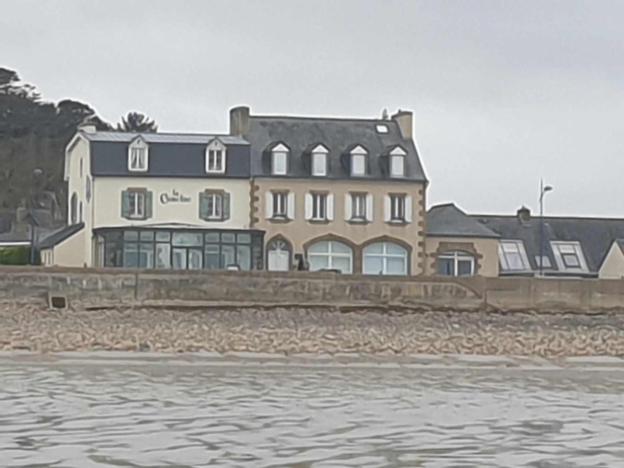 La Cameline Hotel Plougasnou Bagian luar foto
